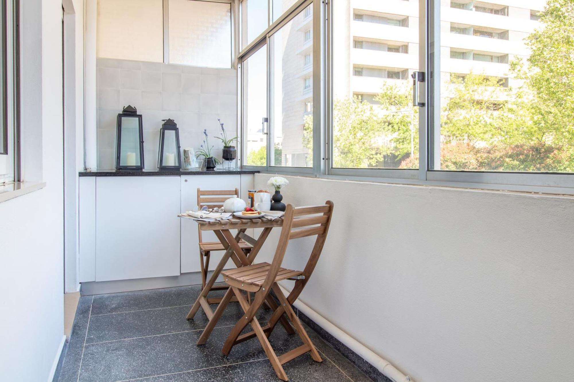 Lovelystay - Boavista Cozy Apartment Porto Eksteriør billede