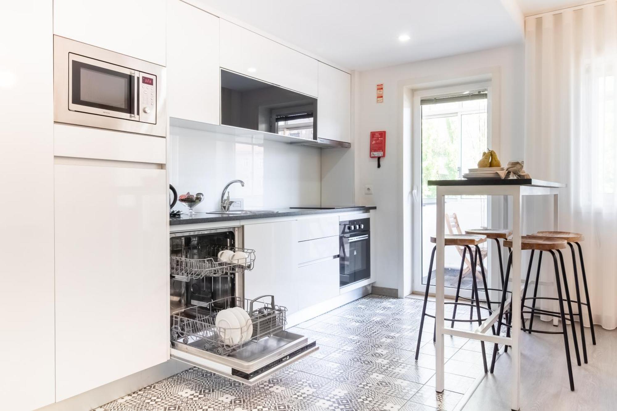 Lovelystay - Boavista Cozy Apartment Porto Eksteriør billede
